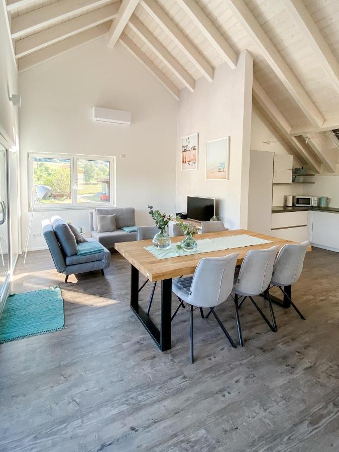 Wunderschoene Helle Wohnung Mit Grosser Dachterrasse Gottmadingen Exteriör bild