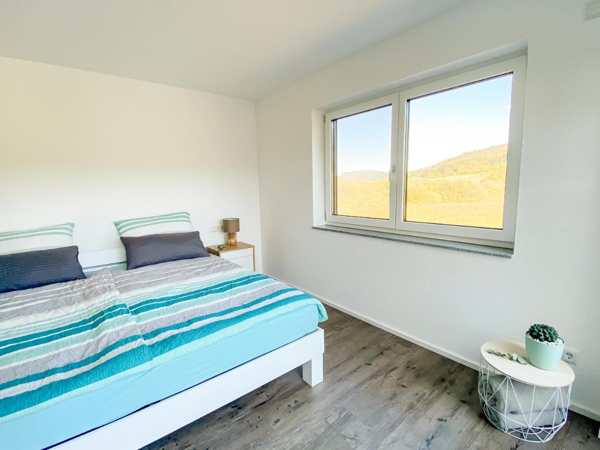 Wunderschoene Helle Wohnung Mit Grosser Dachterrasse Gottmadingen Exteriör bild