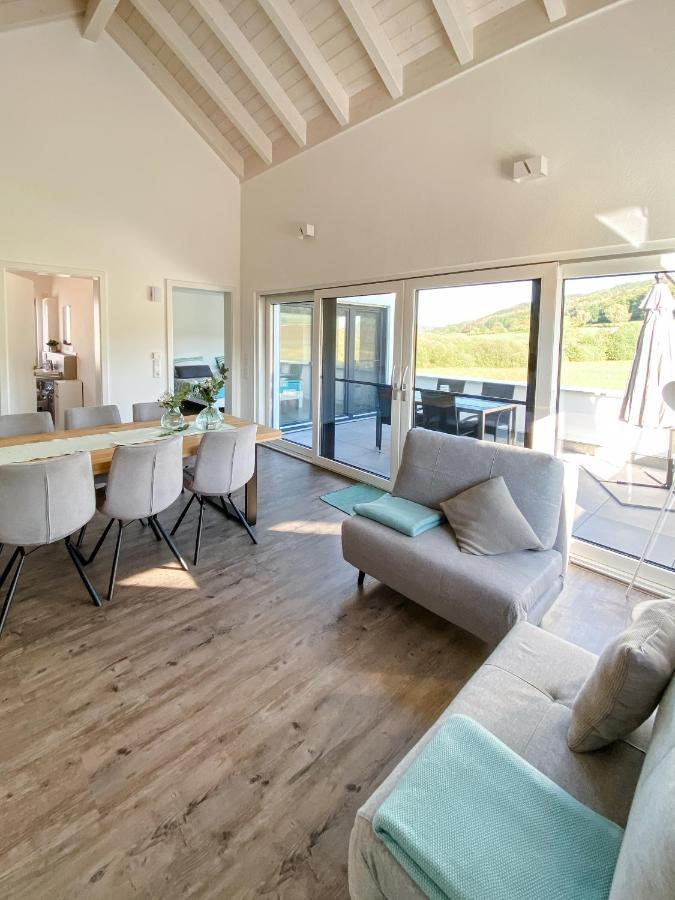 Wunderschoene Helle Wohnung Mit Grosser Dachterrasse Gottmadingen Exteriör bild